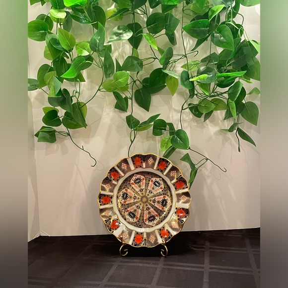 ROYAL CROWN DERBY FLUTED SALAD PLATES…1ST QUALITY…NEVER USED - Picture 3 of 6